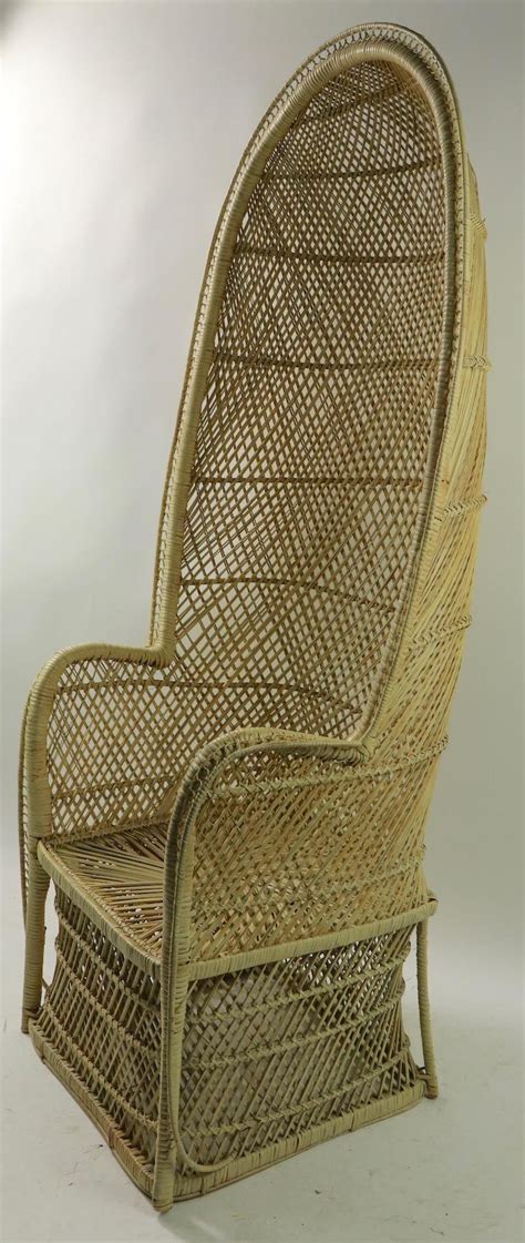You'll find new or used products in wicker chairs on ebay. Unusual Hooded Wicker Peacock Chair For Sale at 1stdibs