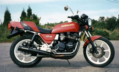 Review Of Kawasaki Z 750 Gt 1988 Pictures Live Photos And Description