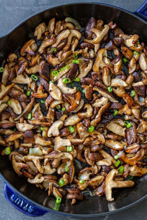 Shiitake Mushrooms Recipe Quick And Easy Momsdish