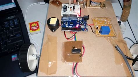 Fire Detection And Water Sprinkler Robot Using Arduino