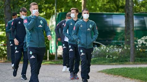 Nach schalke hat es mit werder bremen einen weiteren traditionsklub erwischt. Umfrage: Werder Bremen-Abstieg bei Saisonabbruch - fair ...
