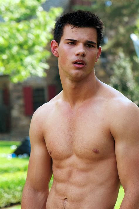 Hottest Taylor Lautner Shirtless Picture Poll Results Hottest Actors Fanpop