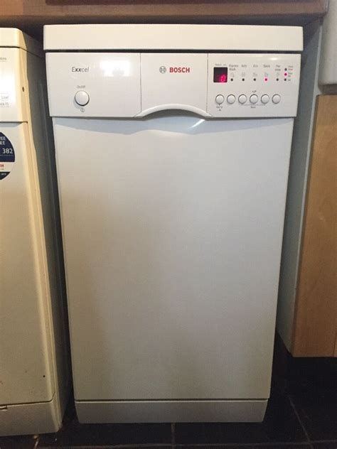 We tested 17 dishwashers and found that the bosch 300 series offers the best combination of but the best dishwashers can handle the tough jobs and are also quiet, reliable, and easy to load. Bosch Exxcel Slimline Dishwasher | in Worthing, West ...
