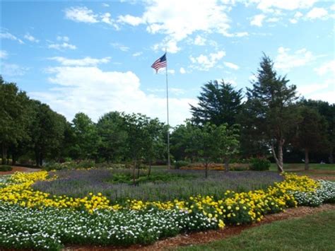 I found this park to be somewhat quiet as you do have road noise it is buffered by the trees. Deer Creek Valley RV Park LLC: Photos | RV Parking