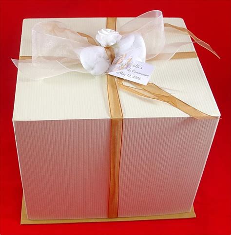 Gift Wrapping favor - Item #GW4C: lafavoritafavors.com