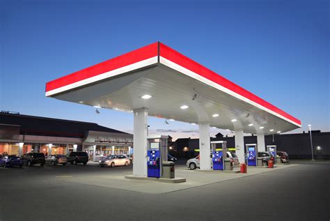 Woolworths Is Putting Three Queensland And Seven Of Its Nsw Petrol