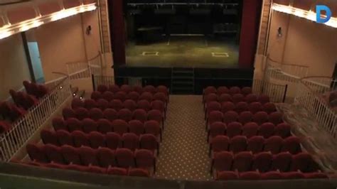 Sarrià estrena teatre - YouTube