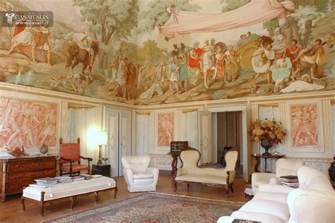 Tuscany Villa With Frescoes For Sale