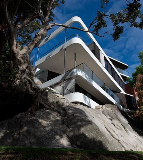Sydney Cliff Top House Nears Completion Luigi Rosselli Architects