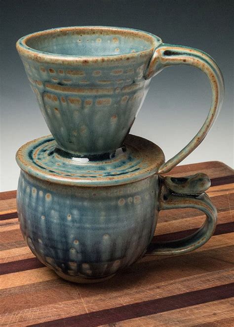 There are many different options in pour over coffee drippers, and we are going to stick with the basics. Pour over coffee cup set , coffee drip cone and coffee cup ...