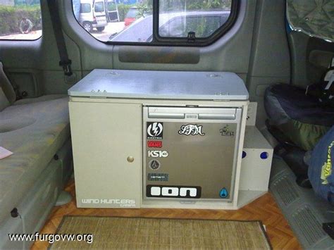 Kastenwagen werden häufig als lieferwagen eingesetzt. Despiece Trafic Passenger más muebles camper