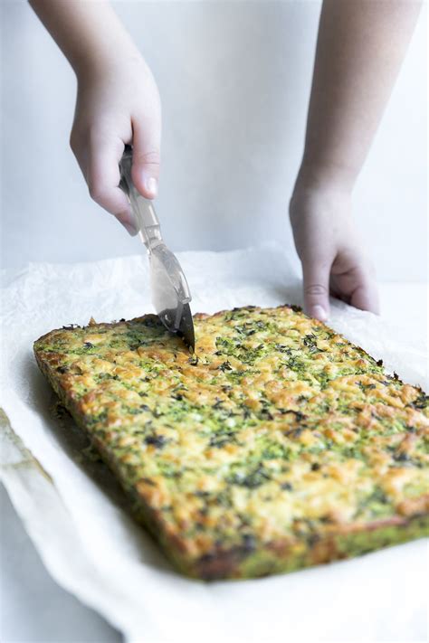 This Cauliflower Herb Bread Is Gluten Free Low Carb Cheesy Quick To