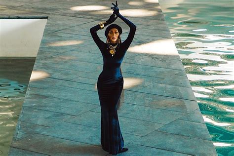 Canadian Model Winnie Harlow Showcases Omani Style About Her