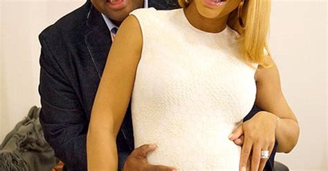 Tamar Braxton Is Pregnant With Her First Child See The Singers Baby
