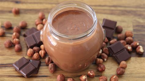 How To Make Homemade Nutella Chocolate Hazelnut Spread Recipe Youtube