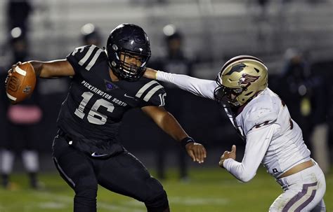 Football First Outright Title Highlights Season For Pickerington North