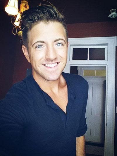watch country singer billy gilman comes out as gay