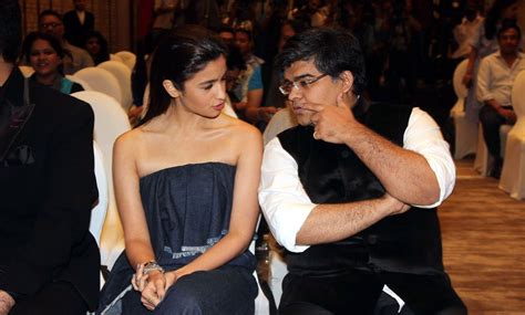 Alia Bhatt Looks Super Sexy At The Announcement Event Of 62nd Jio Filmfare Awards In Mumbai