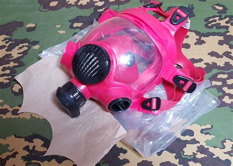 Pink Of Mp3 Gas Mask Gasmasks