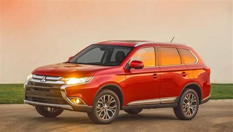 Mitsubishi Outlander Facelift Official Pictures And Details Carsession