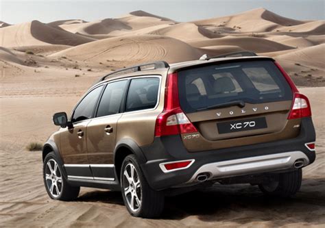 Inventory prices for the 2013 c70 range from $12,455 to $23,415. 2012 Volvo XC70 - Overview - CarGurus