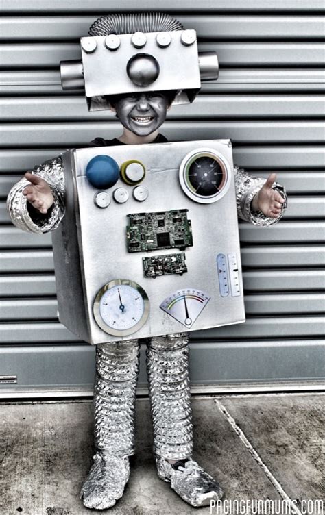 How To Make The Coolest Robot Costume Ever Robot Costumes Toddler