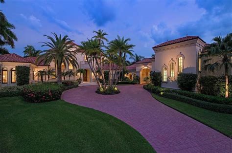 1275 Million Waterfront Mansion In Naples Fl Homes Of The Rich