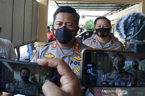 Polisi Indramayu Tangkap Dua Penganiaya Hingga Korbannya Tewas Antara News Jawa Barat