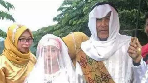 Old Man Marries Young Woman 78 ವರ್ಷದ ಅಜ್ಜನಿಗೂ 18 ವರ್ಷದ ಯುವತಿಗೂ ಮದುವೆ 60 ವರ್ಷ ಅಂತರವಿದ್ದರೂ ಇವರ