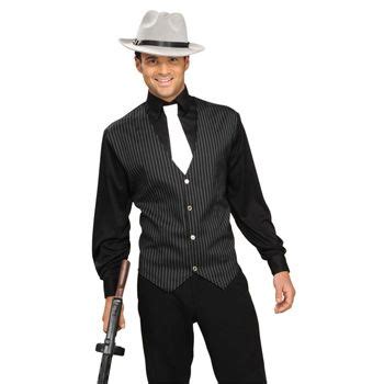 The roaring 20s was a time for letting loose and enjoying global economic prosperity. Men's costume idea for roaring 20s | Roaring 20s dresses ...
