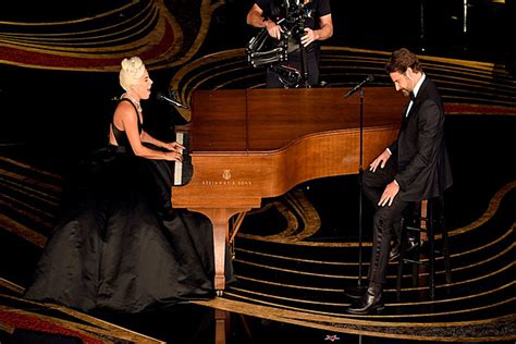 Bradley Cooper Lady Gaga Intimate 2019 Oscars Performance