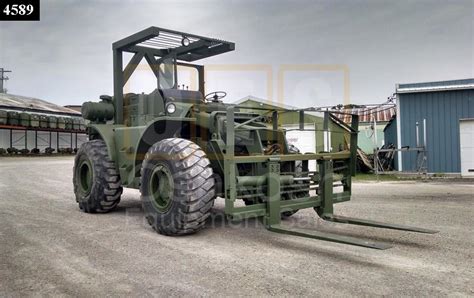 10k Rough Terrain Military Forklift F 900 01 Oshkosh Equipment