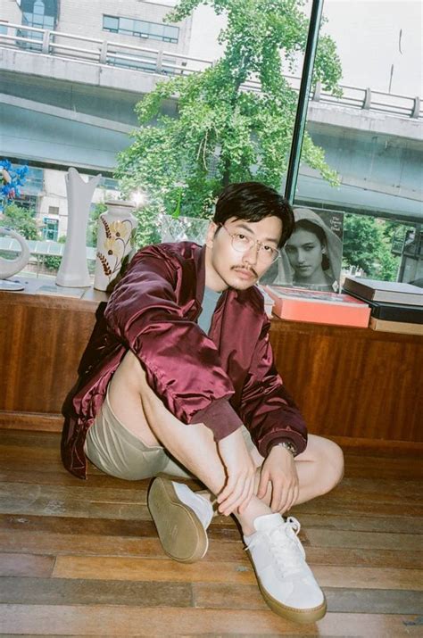 쌉니다천리마마트 #diggle 이동휘 쌉니다 천리마마켓에 떴다!! 패션엔 :: 이동휘, 패션 큐레이터로 변신! 시선 사로잡는 ...