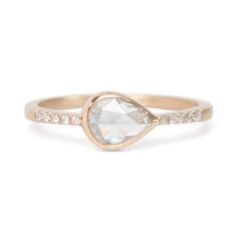 Teardrop Shaped Diamond Engagement Ring Know How Your 1 Carat Diamond