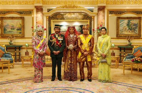 Ibu yang paling berhak menjagaanak kecilnyadalam masa ibu itu masih dalam perkahwinandan juga selepas perkahwinan berdasarkanhadis rasulullah daripadaabdullah b amru berkata yang. GAMBAR Puteri Ameerah Wardatul Bolkiah Mewarisi ...