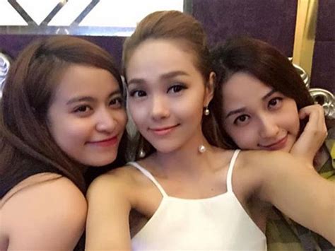 Hoa hậu mai phương thuý vừa xuất hiện tại một sự kiện thời trang diễn ra tại hà nội. Mai Phương Thuý qua lời nhận xét của nhân vật có máu mặt ...