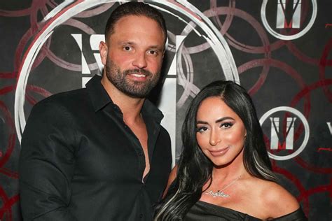 Jersey Shore Angelinas Boyfriend Vinny Is Planning To Propose