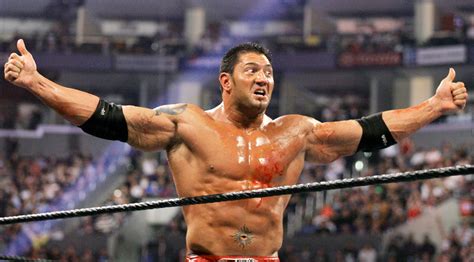 Dave Bautista Former Wrestler Dave Bautista To Be Inducted Into Wwe
