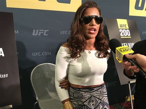 Julianna Peña On Why Her Fight With Cat Zingano Is Headlining The Ufc 200 Prelims Sex Sells