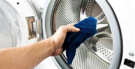 Comment bien nettoyer une machine à laver encrassée ou malodorante ? Comment nettoyer votre lave-linge ? | Nettoyage machine à ...