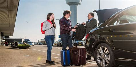 Why Should You Choose Arrivals Star For Your Airport Transportation