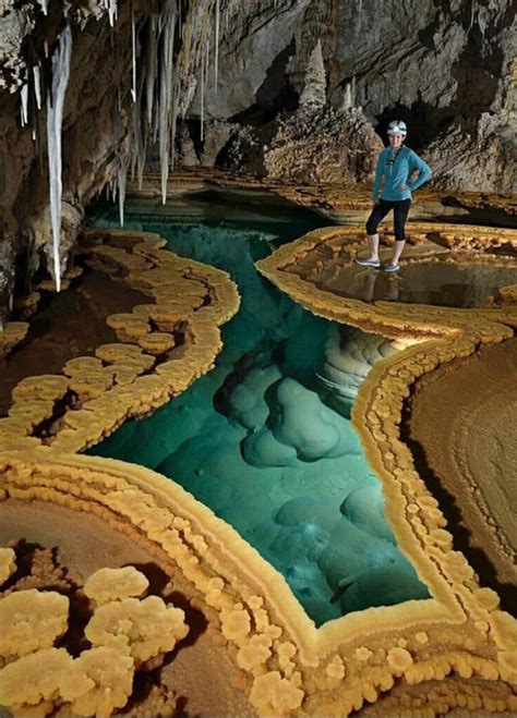 Mexican Cave Beamazed