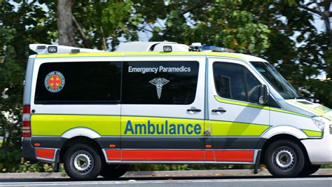 Ambulance Queensland Qld