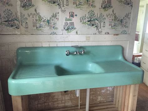 Vintage 1940s 1950s Green Farmhouse Kitchen Sink Porcelain Cast Iron