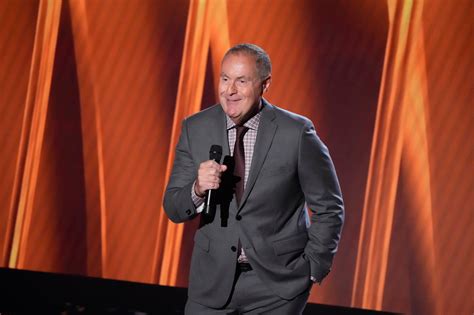 Argentine-American Broadcaster Andrés Cantor’s Calling the World Cup