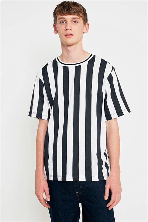 Uo Black And White Tipped Vertical Stripe T Shirt Urban Outfitters Uk