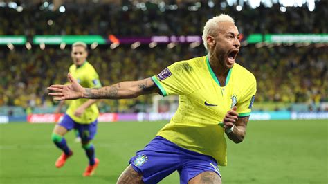neymar levels pele as brazil s all time top scorer with strike against croatia in world cup