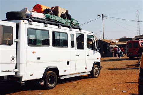 Viajar En Taxi Brousse Por Madagascar Una Historia De Amor Y Odio