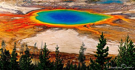 Eigentlich befinden sich die meisten vulkane an den rändern von kontinentalplatten, doch einige wenige liegen mitten in einer kontinentalplatte. Yellowstone National Park / WY, MT, ID | Southwestler