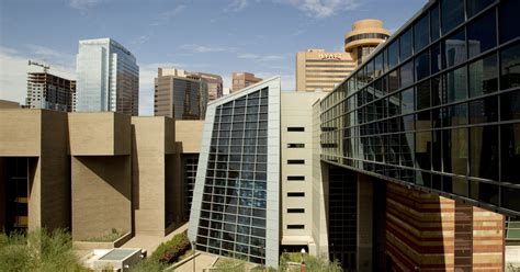 Phoenix's big Convention Center bet not paying off